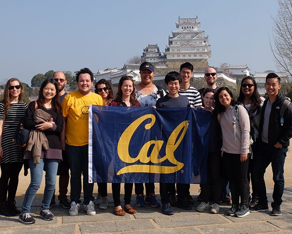Goldman students with UC Berkeley flag at Hijemi